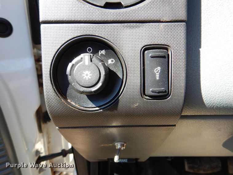 image for item DK5491 2014 Ford F250 Super Duty  Crew Cab pickup truck