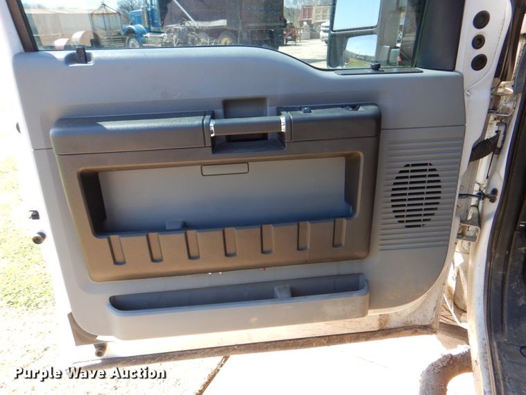 image for item DK5492 2015 Ford F250 Super Duty  SuperCab pickup truck