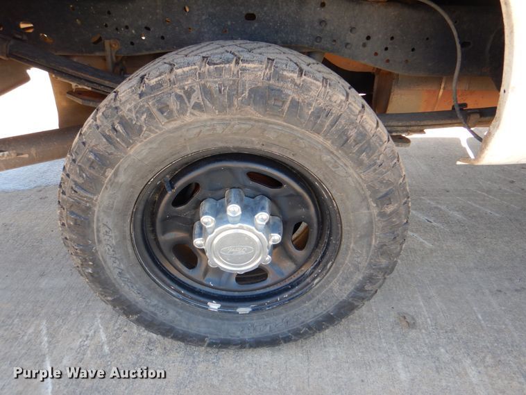 image for item DK5492 2015 Ford F250 Super Duty  SuperCab pickup truck