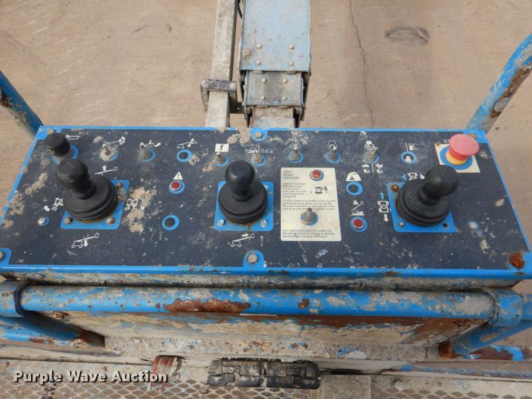 image for item DK5541 2008 Genie S-60  boom lift