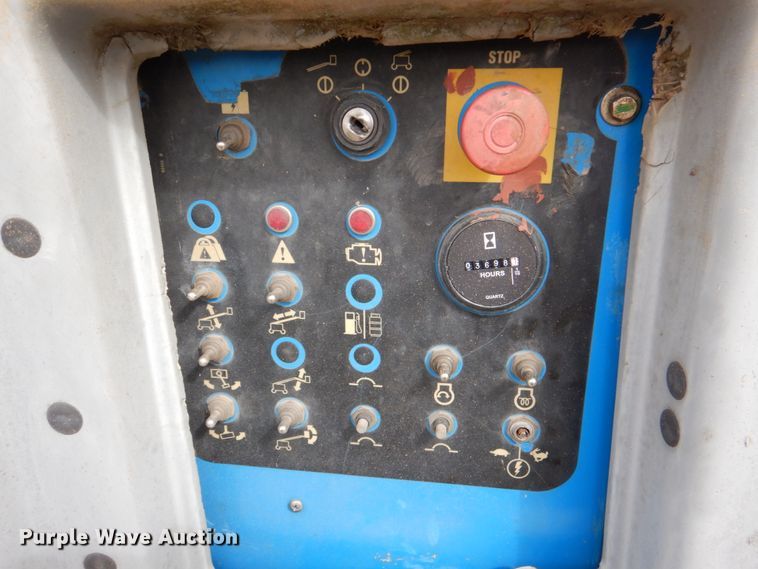 image for item DK5541 2008 Genie S-60  boom lift