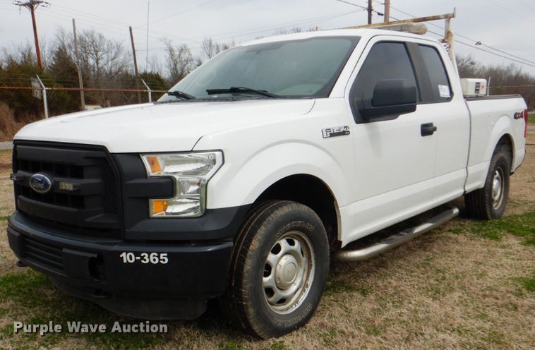 image for item DK5546 2015 Ford F150 XL  SuperCab pickup truck