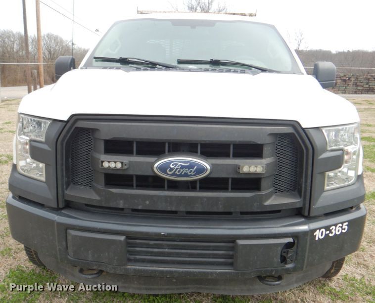 image for item DK5546 2015 Ford F150 XL  SuperCab pickup truck