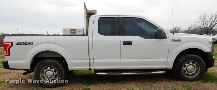 image for item DK5546 2015 Ford F150 XL  SuperCab pickup truck