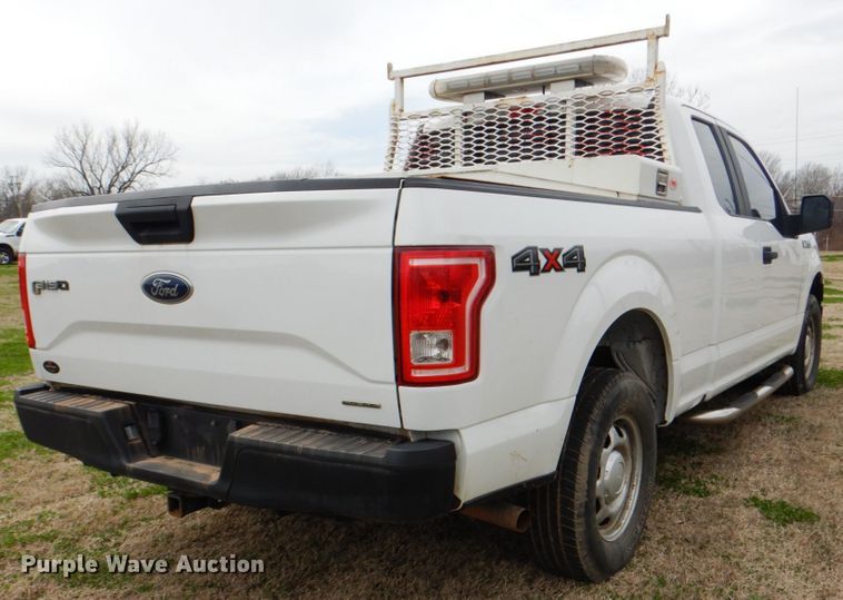 image for item DK5546 2015 Ford F150 XL  SuperCab pickup truck
