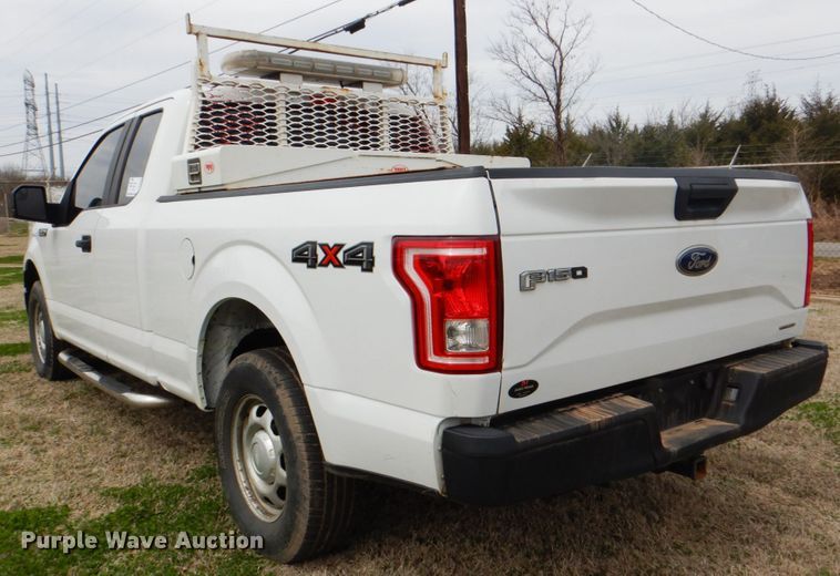 image for item DK5546 2015 Ford F150 XL  SuperCab pickup truck