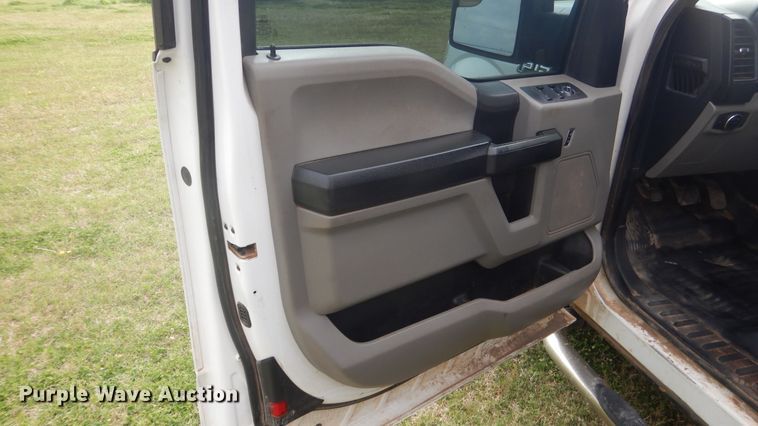 image for item DK5546 2015 Ford F150 XL  SuperCab pickup truck