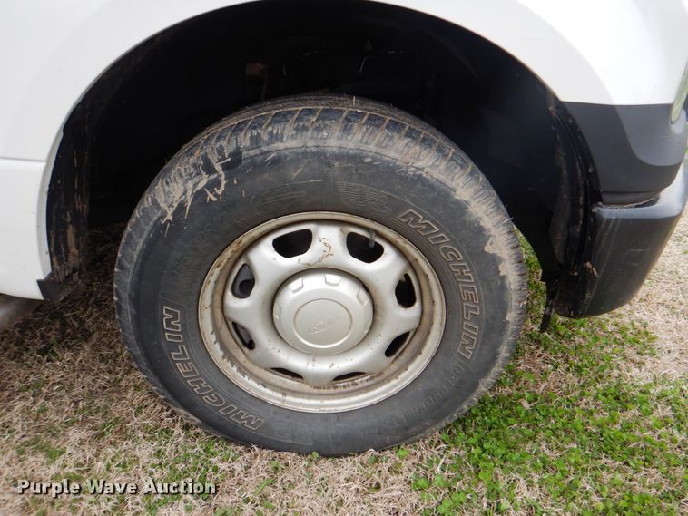 image for item DK5546 2015 Ford F150 XL  SuperCab pickup truck