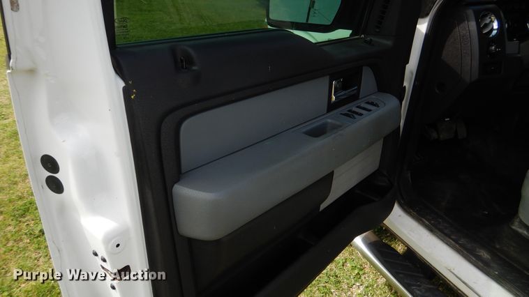 image for item DK5547 2013 Ford F150 XLT  SuperCab pickup truck