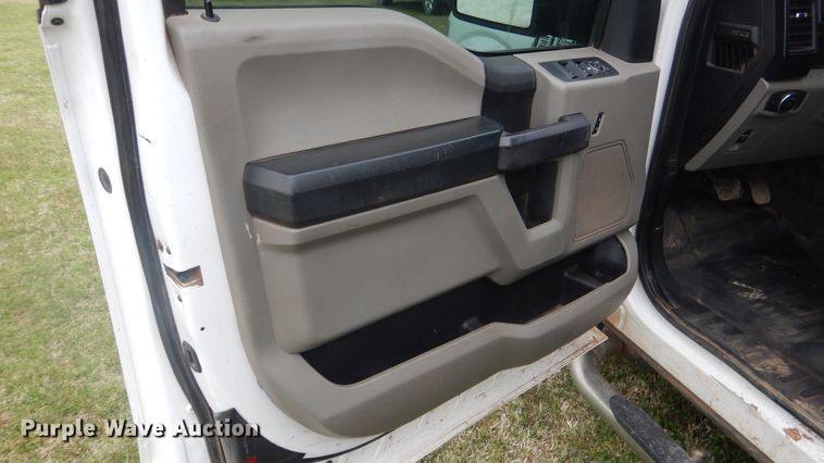 image for item DK5548 2018 Ford F150 XL  SuperCab pickup truck