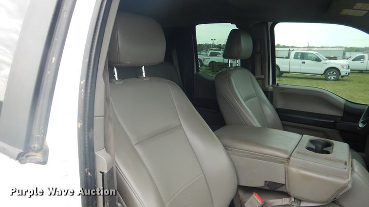 image for item DK5548 2018 Ford F150 XL  SuperCab pickup truck