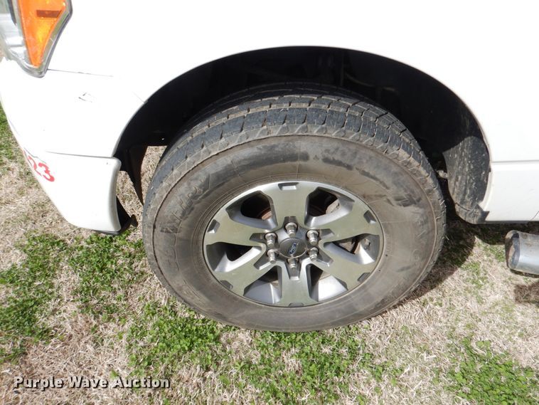 image for item DK5556 2013 Ford F150 STX  SuperCab pickup truck