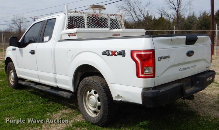 image for item DK5559 2015 Ford F150 XL  SuperCab pickup truck