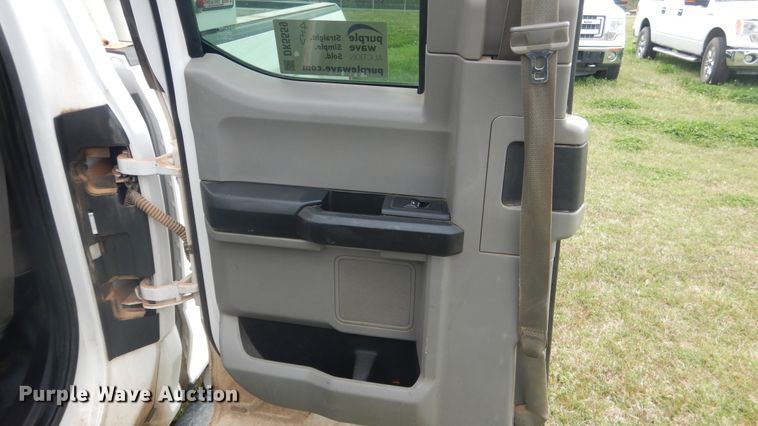 image for item DK5559 2015 Ford F150 XL  SuperCab pickup truck