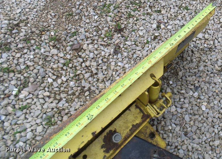 image for item DL0912 (3) lawn mowers