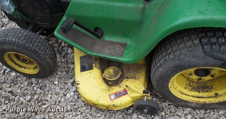 image for item DL0912 (3) lawn mowers