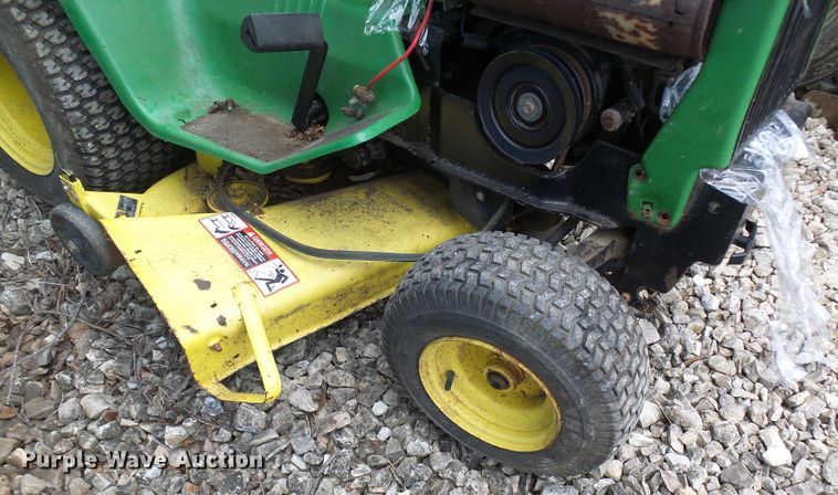 image for item DL0912 (3) lawn mowers