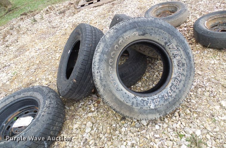 image for item DL0916 Approximately 20 tires and wheels