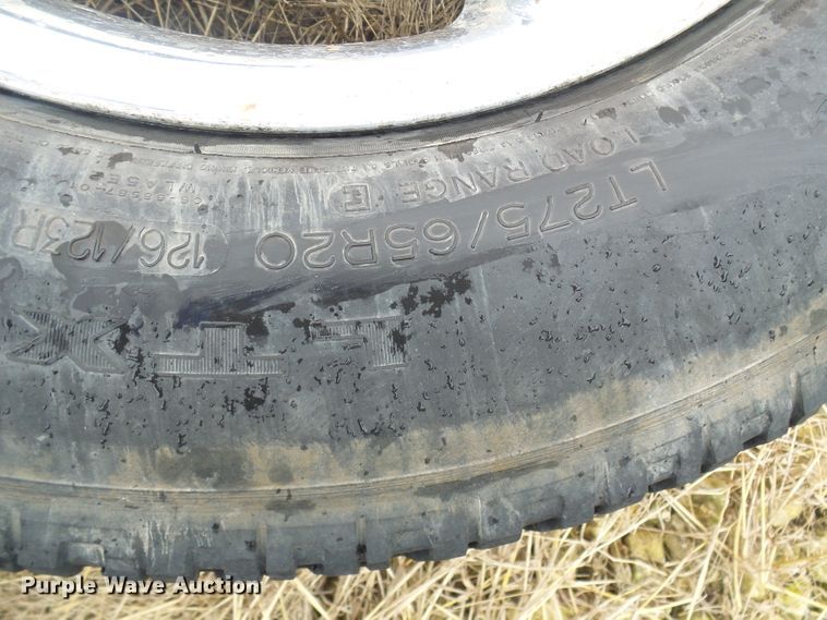 image for item DL0916 Approximately 20 tires and wheels