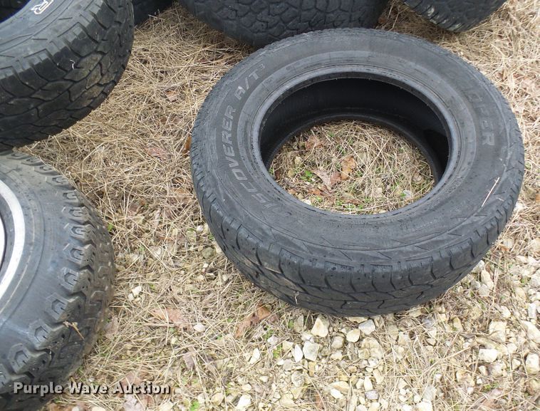 image for item DL0916 Approximately 20 tires and wheels