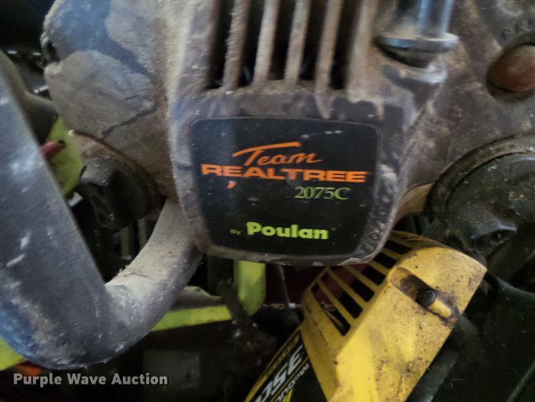 image for item DL0918 Lawn and garden equipment