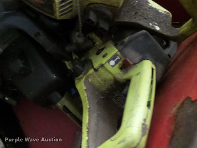 image for item DL0918 Lawn and garden equipment