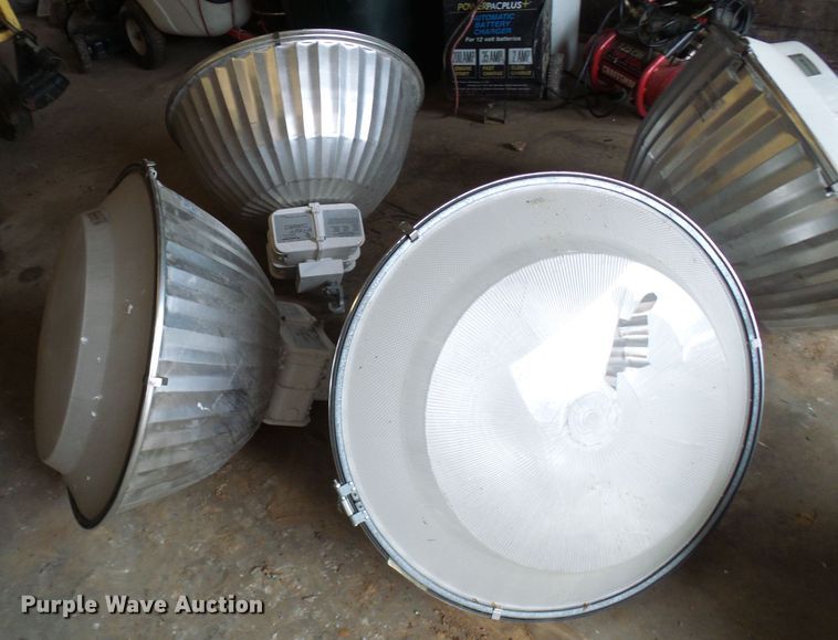 image for item DL0919 (5) Lithonia Lighting TX400M light fixtures