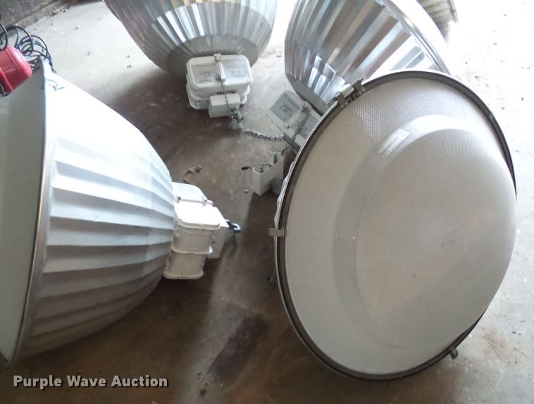 image for item DL0919 (5) Lithonia Lighting TX400M light fixtures