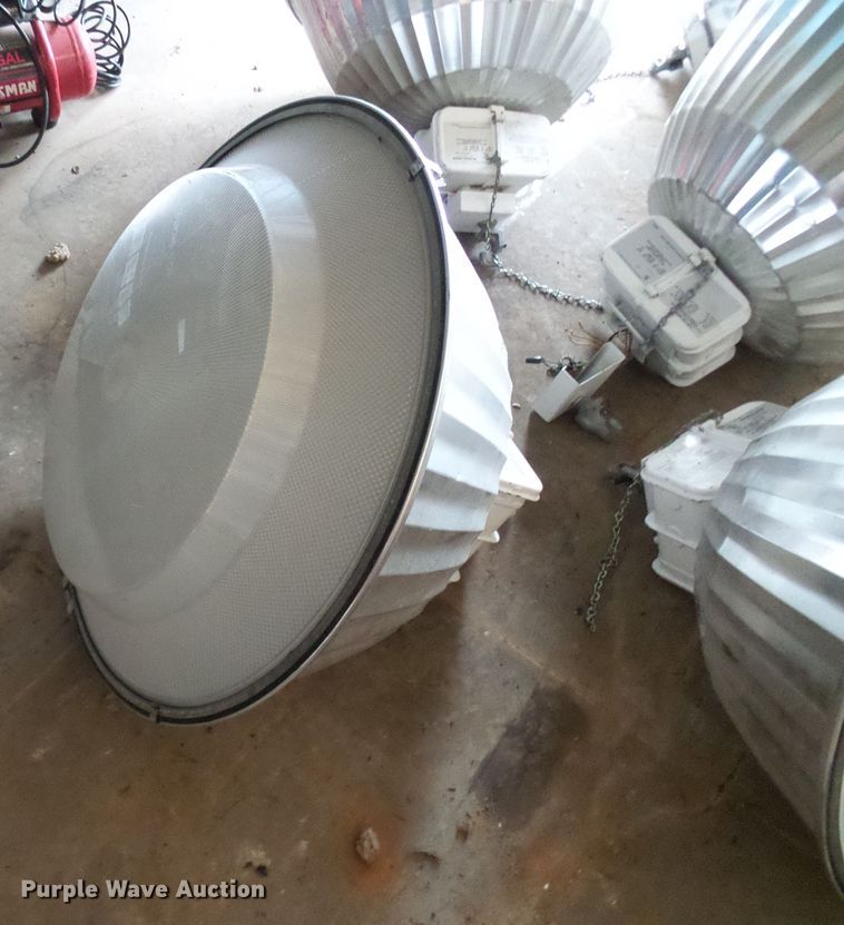 image for item DL0919 (5) Lithonia Lighting TX400M light fixtures