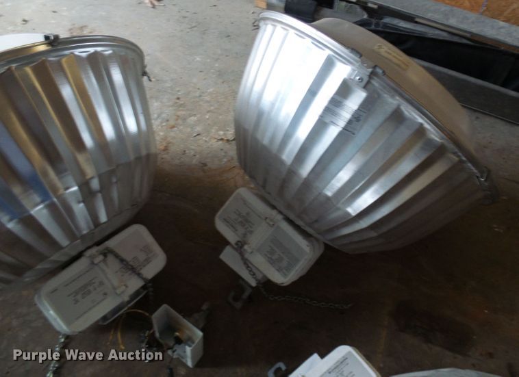 image for item DL0919 (5) Lithonia Lighting TX400M light fixtures