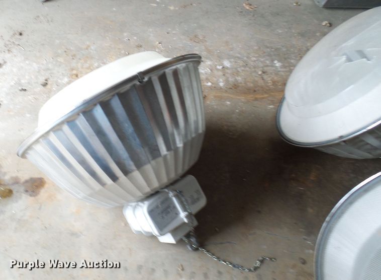 image for item DL0919 (5) Lithonia Lighting TX400M light fixtures