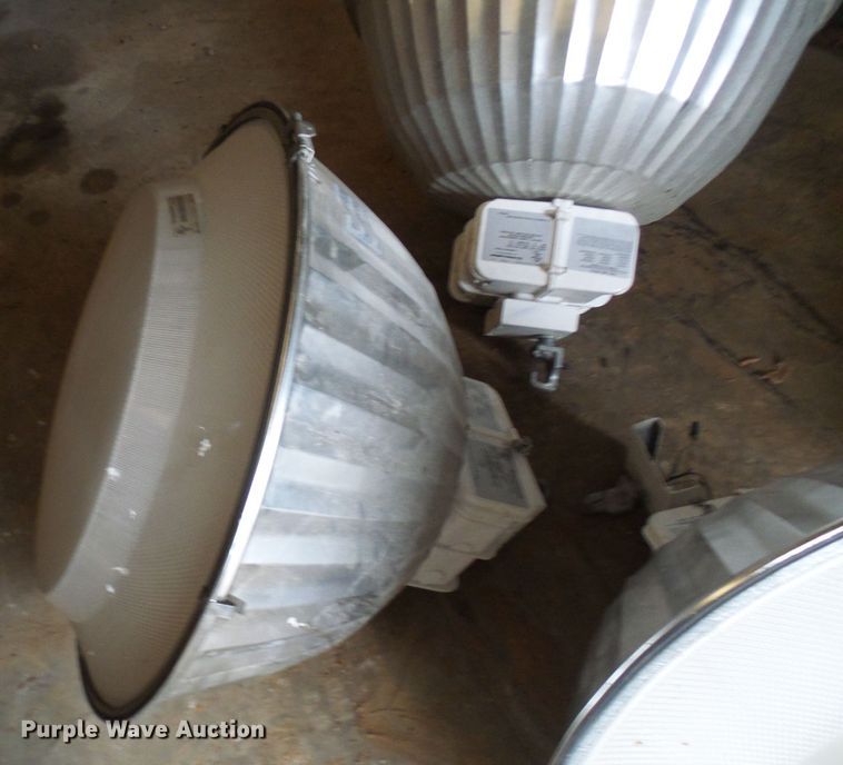 image for item DL0919 (5) Lithonia Lighting TX400M light fixtures