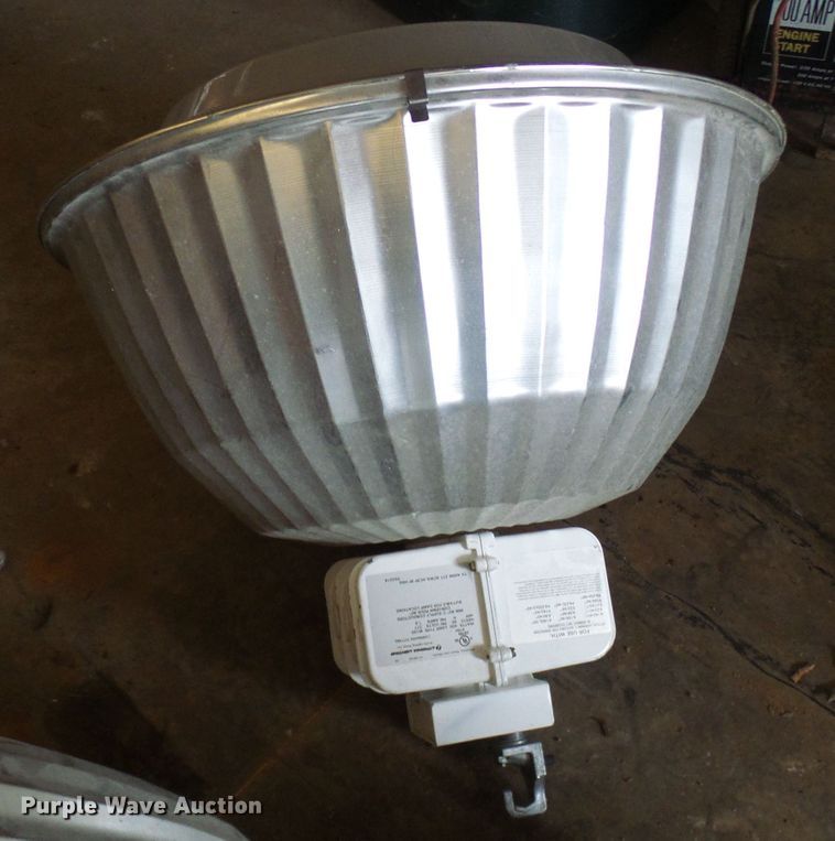 image for item DL0919 (5) Lithonia Lighting TX400M light fixtures