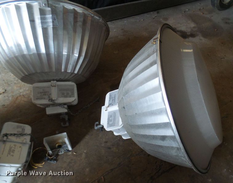 image for item DL0919 (5) Lithonia Lighting TX400M light fixtures