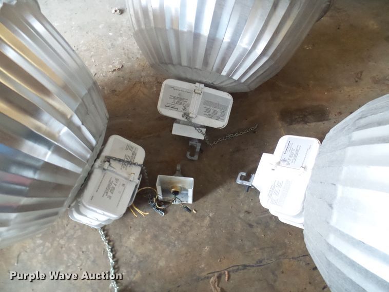 image for item DL0919 (5) Lithonia Lighting TX400M light fixtures