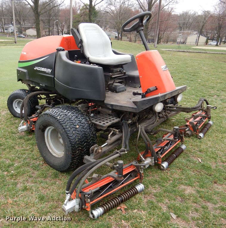 image for item DL4812 Jacobsen LF3400  lawn mower