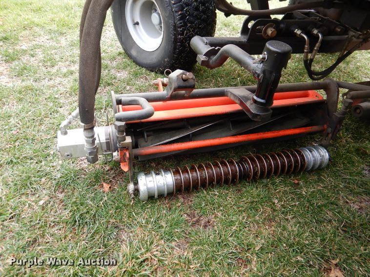 image for item DL4812 Jacobsen LF3400  lawn mower