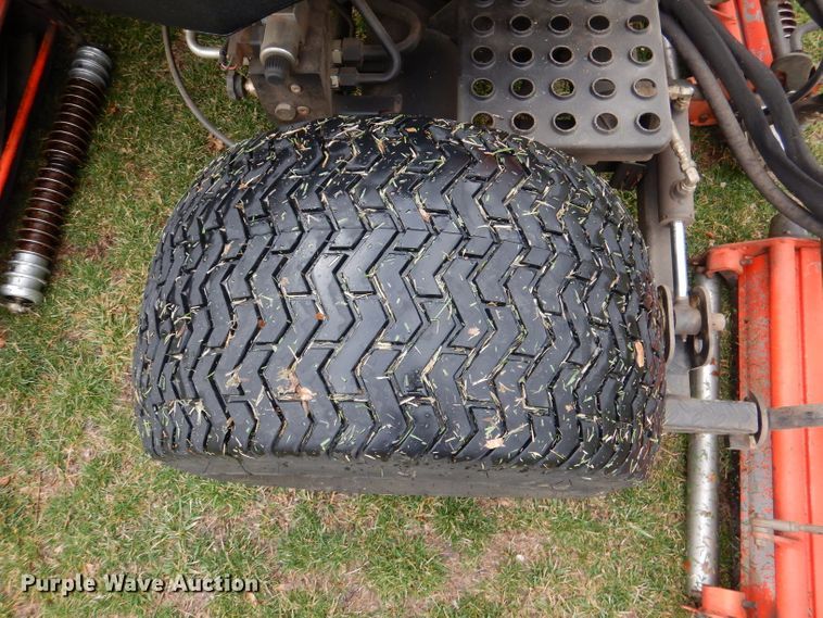 image for item DL4812 Jacobsen LF3400  lawn mower