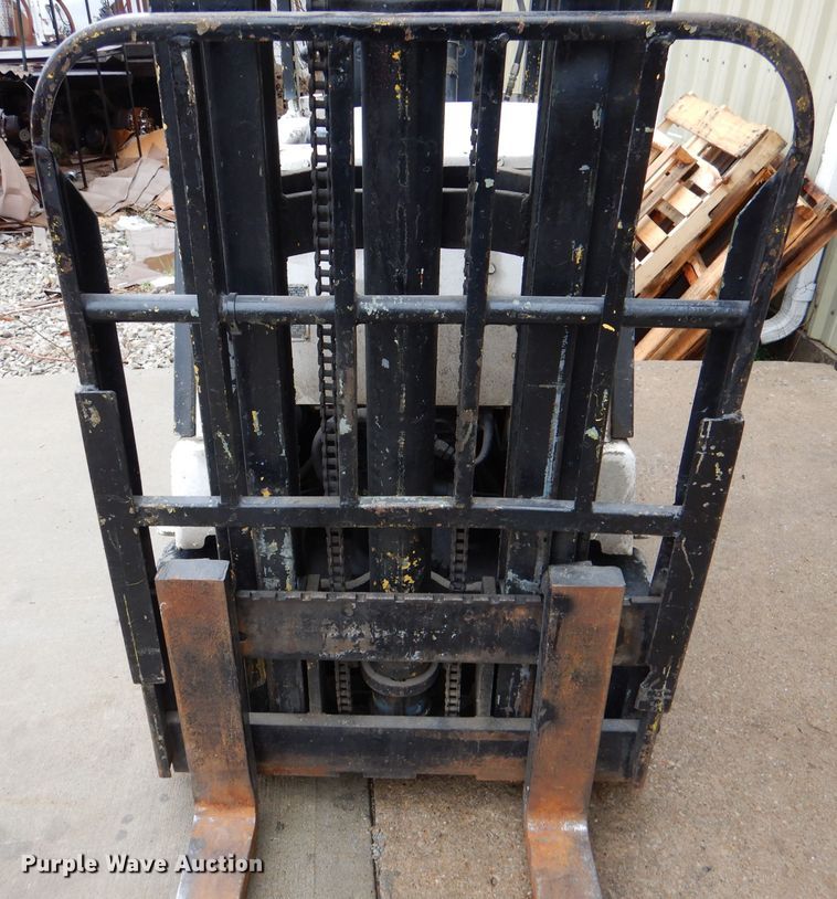 image for item DL4828 Clark C20  forklift