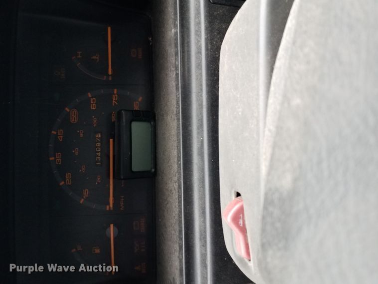 image for item DL4833 1988 Ford Festiva