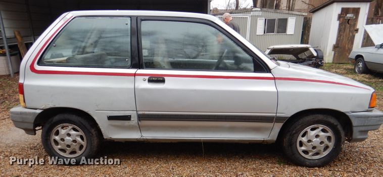 image for item DL4833 1988 Ford Festiva