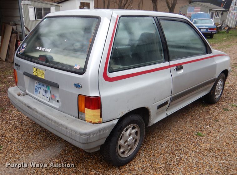 image for item DL4833 1988 Ford Festiva