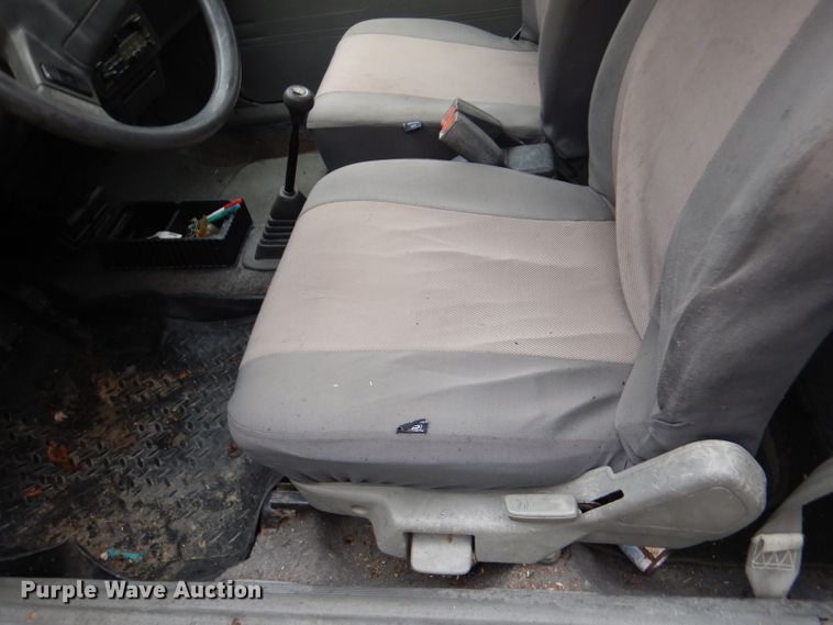 image for item DL4833 1988 Ford Festiva