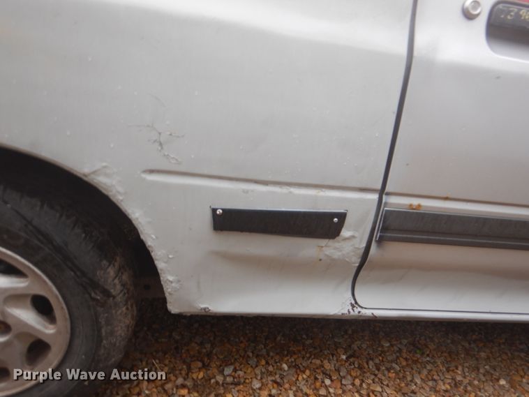 image for item DL4833 1988 Ford Festiva