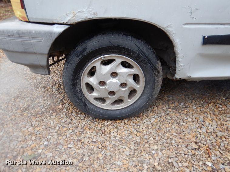 image for item DL4833 1988 Ford Festiva