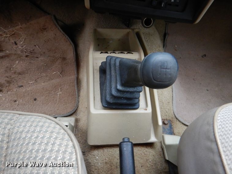 image for item DL4839 1985 Ford Escort L