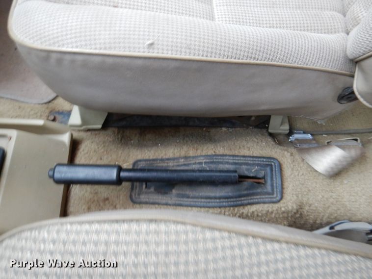 image for item DL4839 1985 Ford Escort L