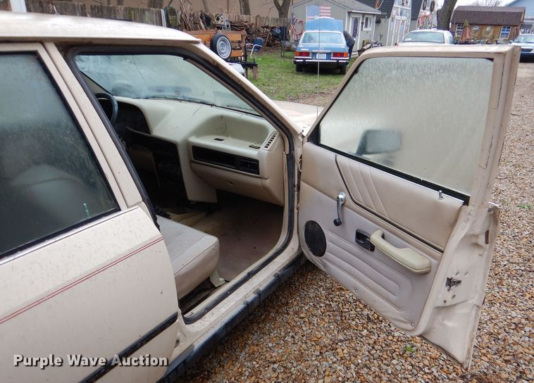 image for item DL4839 1985 Ford Escort L