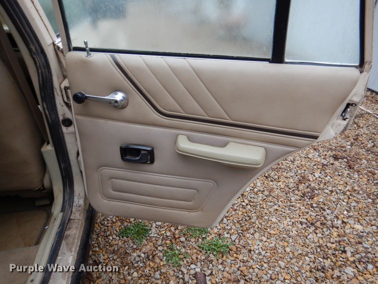 image for item DL4839 1985 Ford Escort L