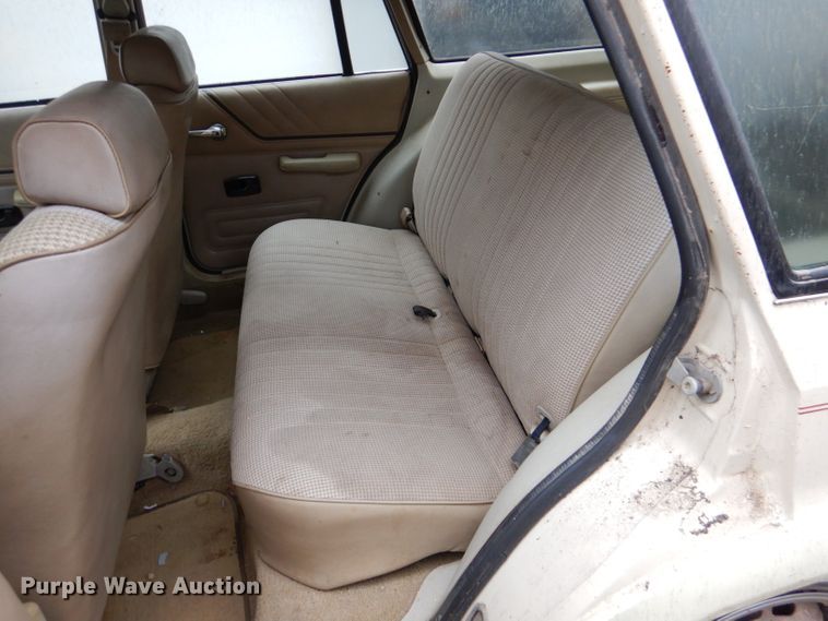 image for item DL4839 1985 Ford Escort L